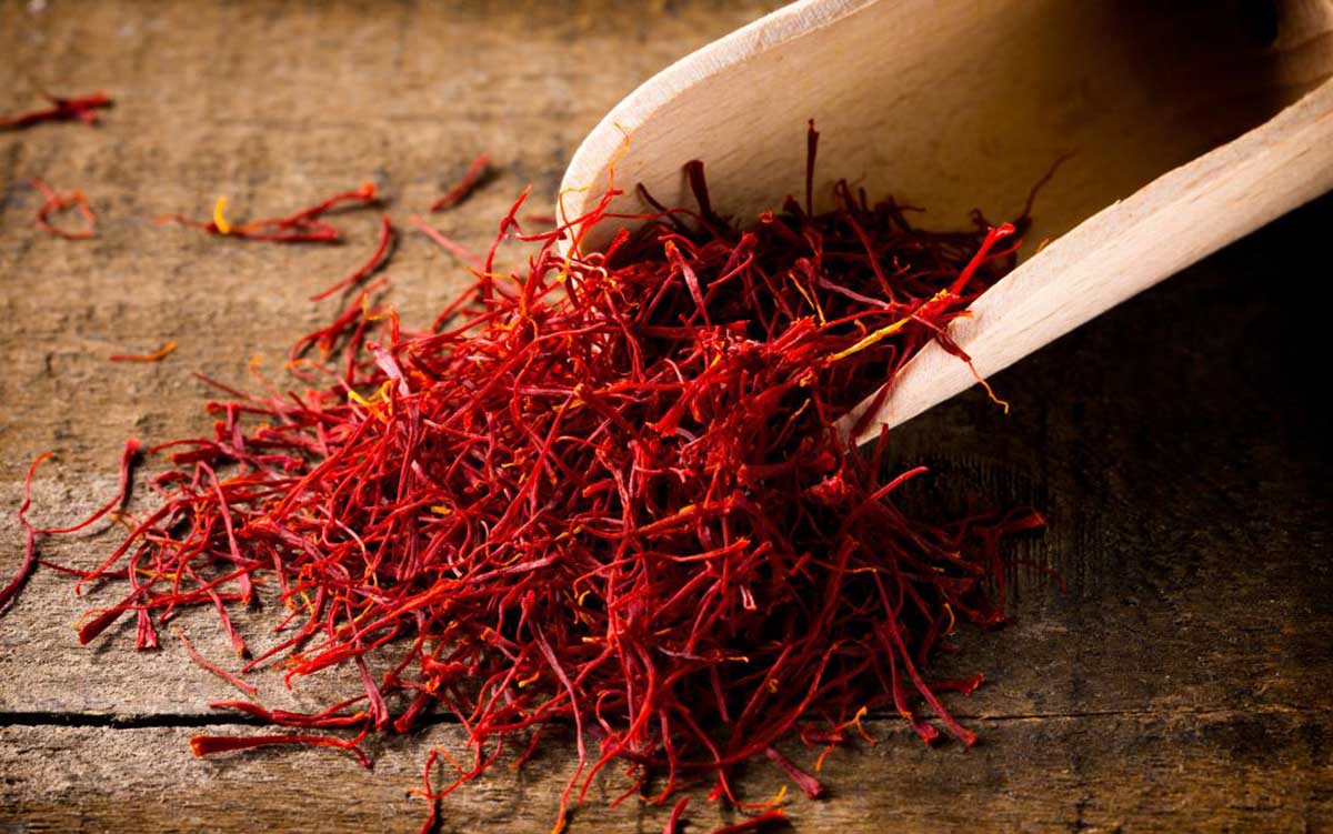 زعفران و تپش قلب